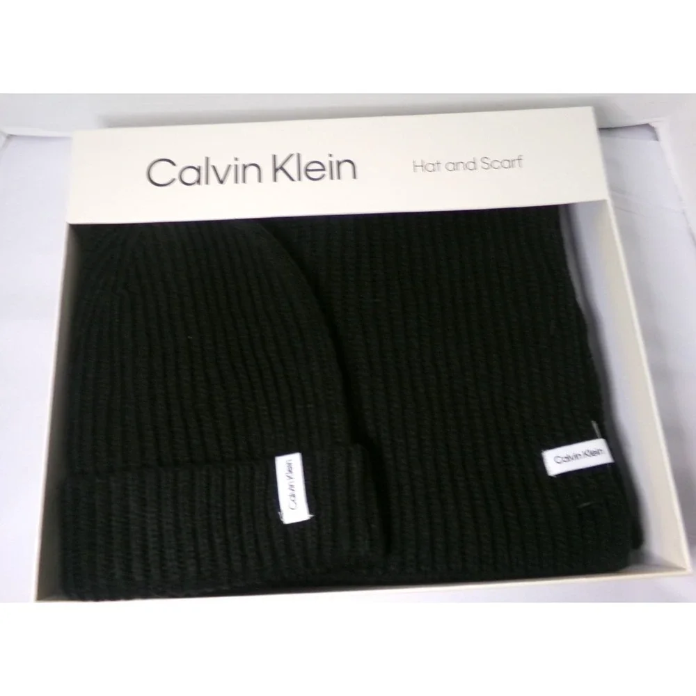 CALVIN KLEIN 2 PC SCARF AND HAT SET~BLACK~OS~MSRP $98